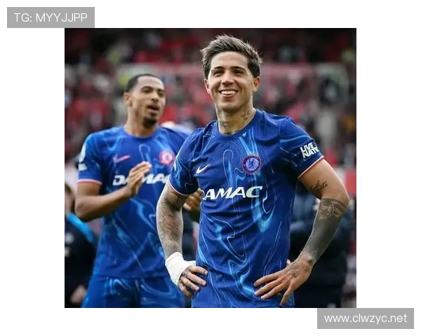 切尔西主帅执教稳定性承压，球队近期表现波动加剧对争冠形势影响