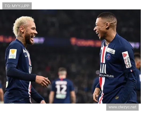 从连接到断裂:巴黎圣日耳曼中场结构的隐患 从连接到断裂:巴黎圣日耳曼中场结构的隐患